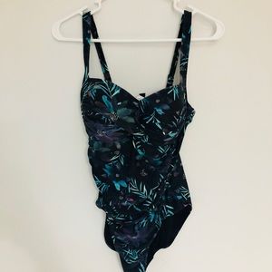 One Piece Floral Bathing Suit Flattering fit 10
